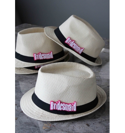 PLEKSİ HARF SÜSLEMELİ KREM HASIR BRIDESMAID ŞAPKA